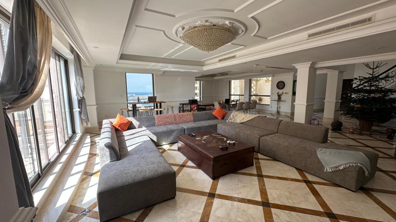 Neyar Beach Vibes - The Penthouse Hostel ดูไบ ภายนอก รูปภาพ